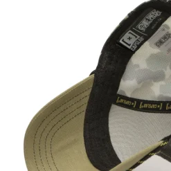 Casquette Trucker One Piece Roronoa Zoro Snapback Beige Filet Camouflage - Capslab